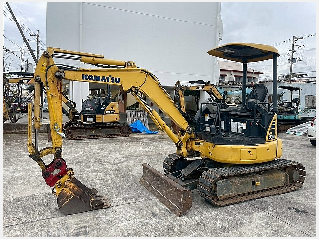 コマツ PC30MR-5 | 大阪府のミニ油圧ショベル(ミニユンボ) | BIGLEMON