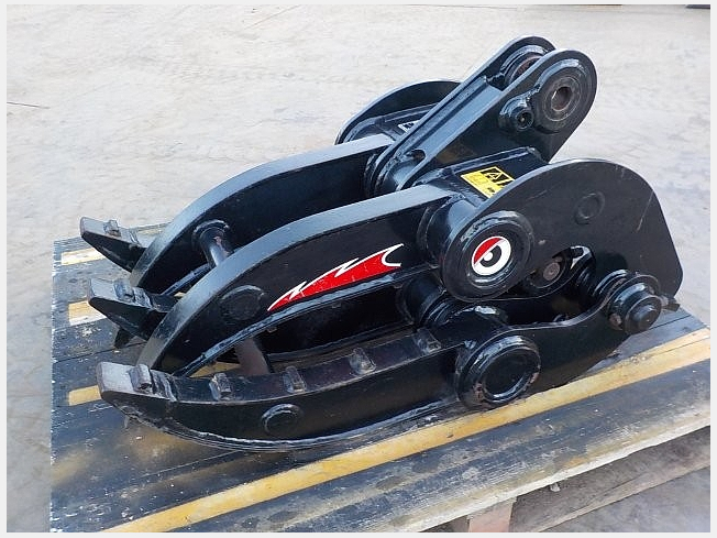 TAGUCHI Wide bucket (Attachments(Construction)) at Kanagawa, Japan