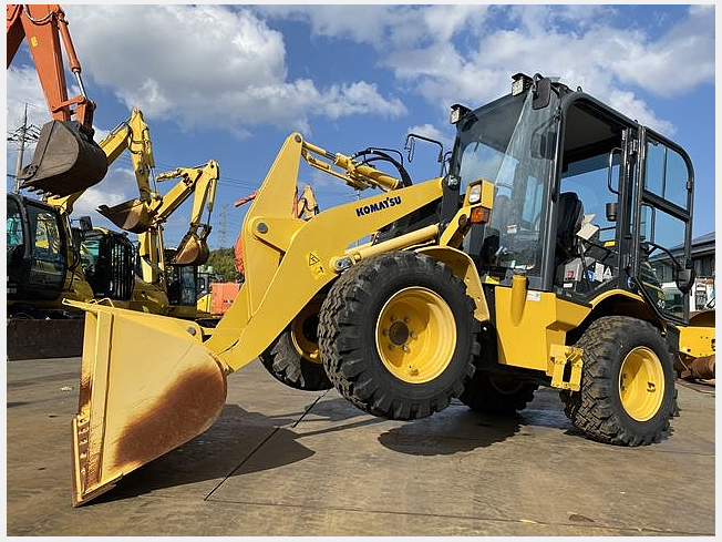 コマツ WA40-8 | 大阪府のタイヤショベル(ホイールローダー