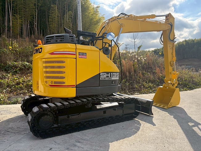 住友建機 SH135X-7 | 大阪府の油圧ショベル(ユンボ) | BIGLEMON
