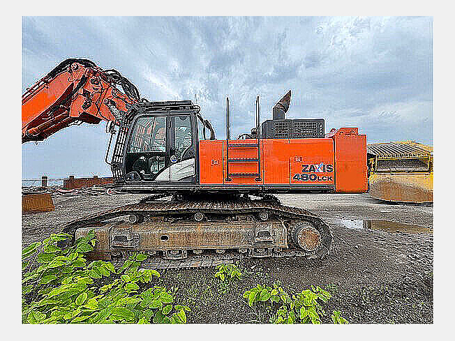 HITACHI ZX480LCK-5B (Excavators) at Hokkaido, Japan | Buy used