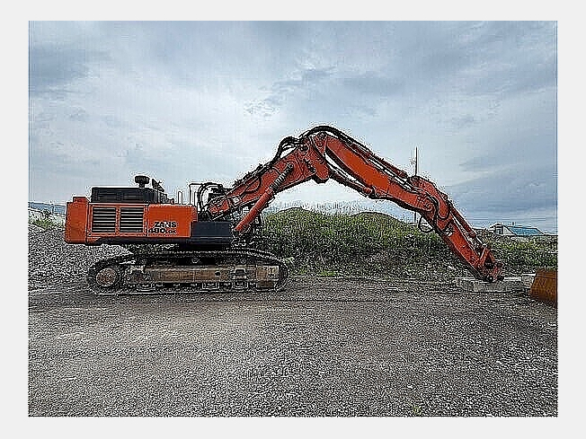 HITACHI ZX480LCK-5B (Excavators) at Hokkaido, Japan | Buy used