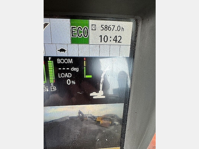 HITACHI ZX480LCK-5B (Excavators) at Hokkaido, Japan | Buy used