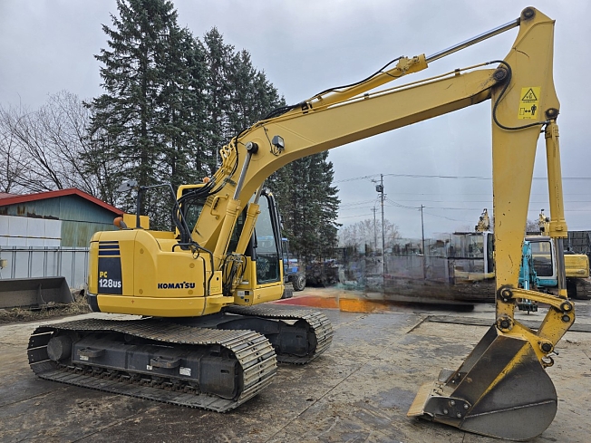 コマツ PC128US-8 | 北海道の油圧ショベル(ユンボ) | BIGLEMON（ビッグ