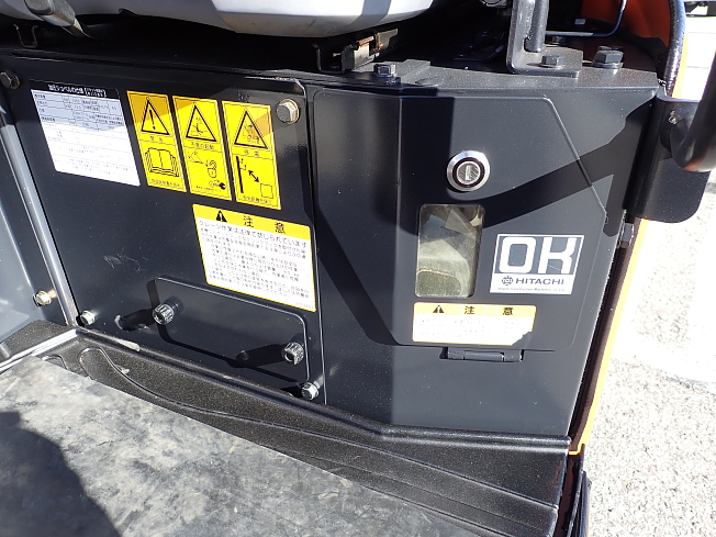 日立建機 ZX20UR-5A | 長野県のミニ油圧ショベル(ミニユンボ