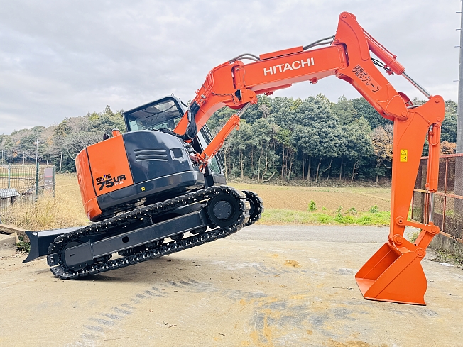 HITACHI ZX75UR-5B (Excavators) at Chiba, Japan | Buy used Japanese