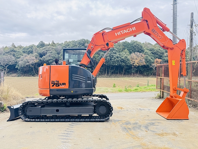 日立建機 ZX75UR-5B | 千葉県の油圧ショベル(ユンボ) | BIGLEMON