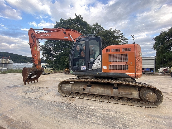 【中古】カウベル2点(激レア品含む) 日立建機 ZX225USRLCK-5B | 栃木県の油圧ショベル(ユンボ) | BIGLEMON