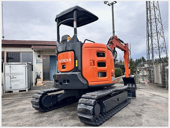 日立建機 ZX35U-5B | 栃木県のミニ油圧ショベル(ミニユンボ