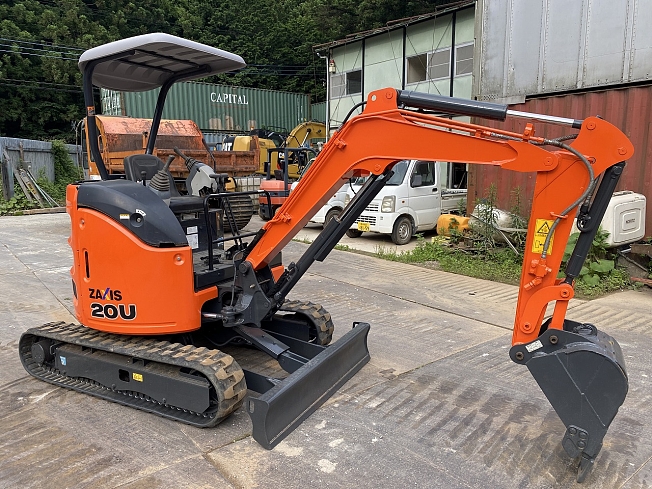 日立建機 ZX20U-5A | 栃木県のミニ油圧ショベル(ミニユンボ