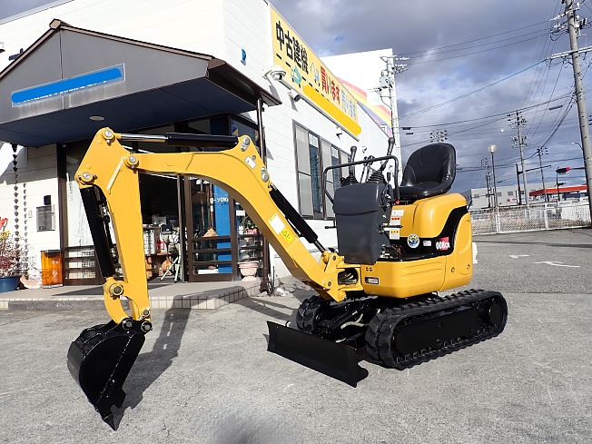 ミニ　油圧ショベル　008CR  可変脚仕様　キャタピラージャパン株式会社 キャタピラー 008 CR | 長野県のミニ油圧ショベル(ミニユンボ