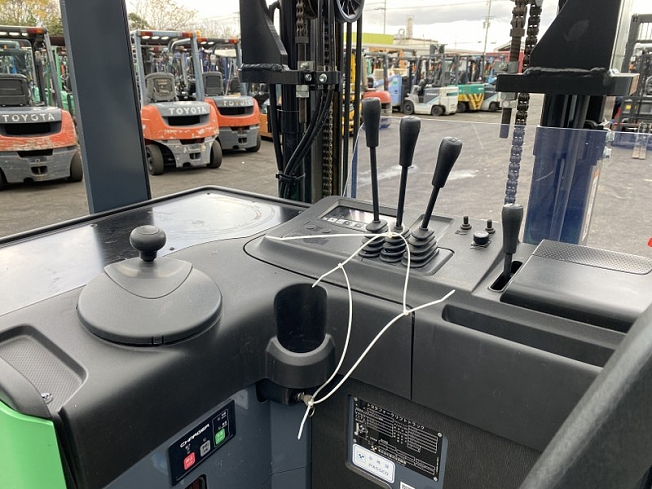 TOYOTA 8FBR13 (Forklifts) at Hyogo, Japan | Buy used Japanese