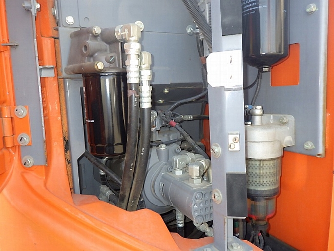 ご商談　商品 HITACHI ZX135USOS-6 (Excavators) at Hyogo, Japan | Buy used