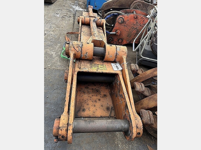 建谷亩思 様 HITACHI Others (Attachments(Construction)) at Osaka, Japan | Buy