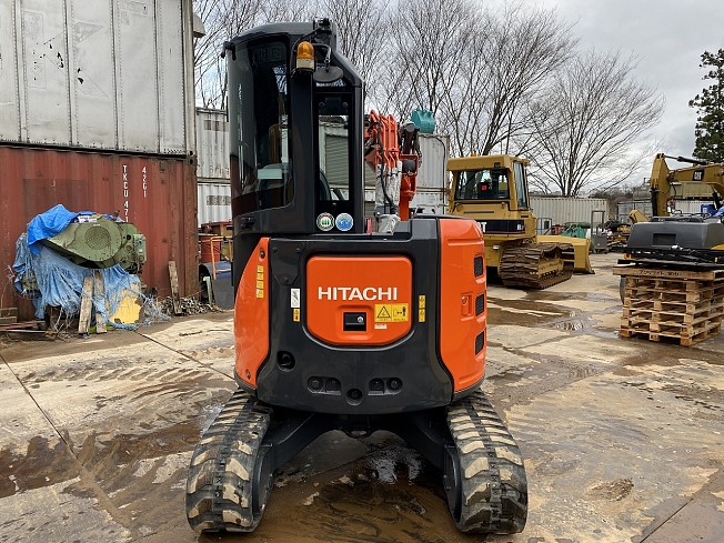 日立建機 ZX30UR-5B | 栃木県のミニ油圧ショベル(ミニユンボ