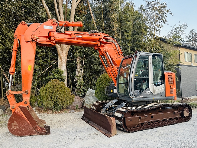 HITACHI ZX135USOS-3 (Excavators) at Chiba, Japan | Buy used