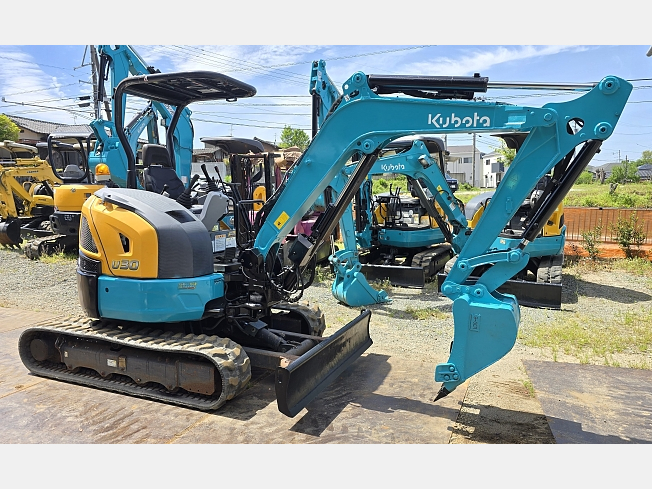 KUBOTA U-30-6 (Mini excavators) at Kumamoto, Japan | Buy used
