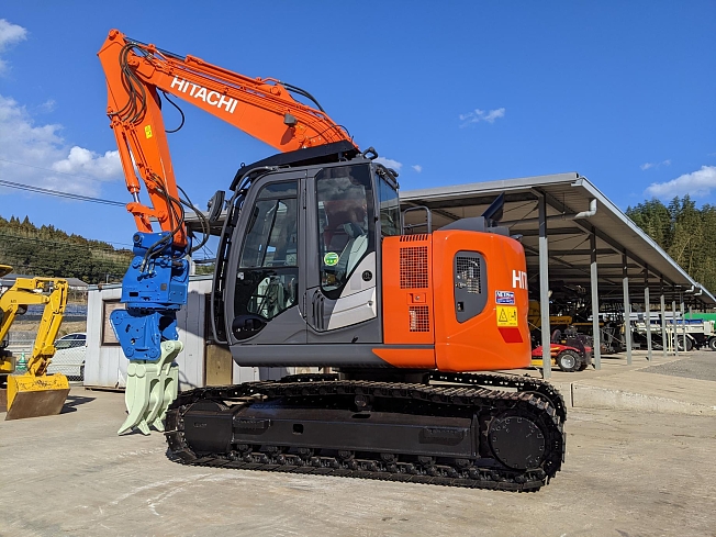 日立建機 ZX135US-6 | 大分県の油圧ショベル(ユンボ) | BIGLEMON