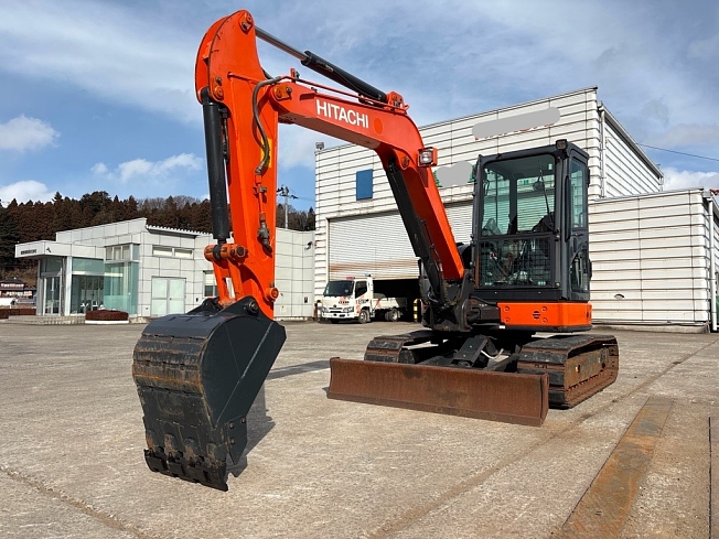 日立建機 ZX50U-5B | 福島県のミニ油圧ショベル(ミニユンボ