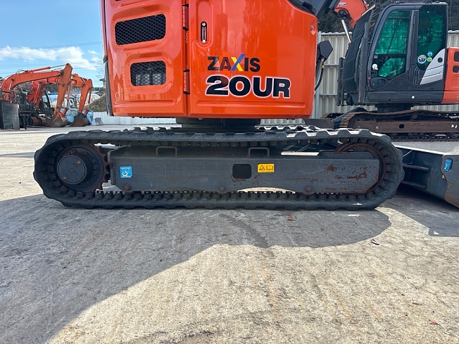 日立建機 ZX20UR-5A | 福島県のミニ油圧ショベル(ミニユンボ