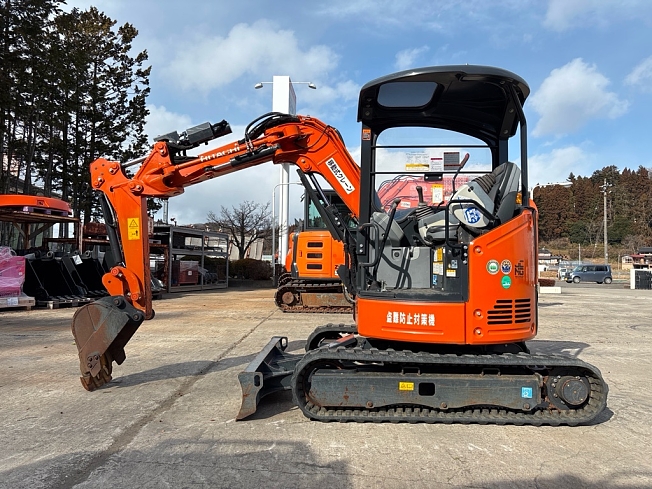 日立建機 ZX20UR-5A | 福島県のミニ油圧ショベル(ミニユンボ