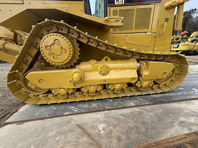 CATERPILLAR D8R (Bulldozers) at Tochigi, Japan | Buy used Japanese