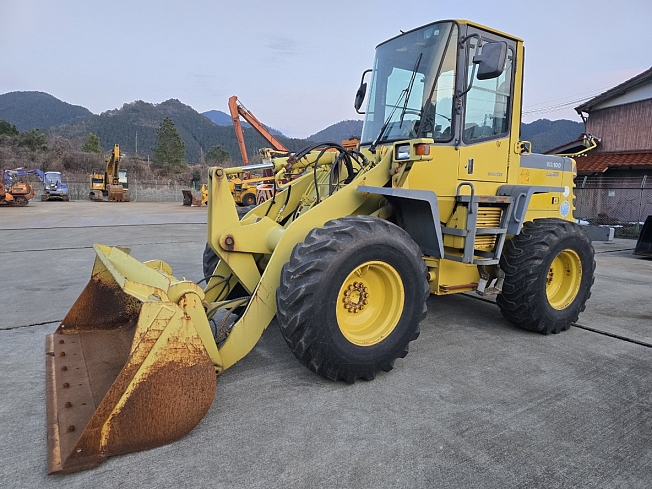 コマツ WA100-3E | 兵庫県のタイヤショベル(ホイールローダー