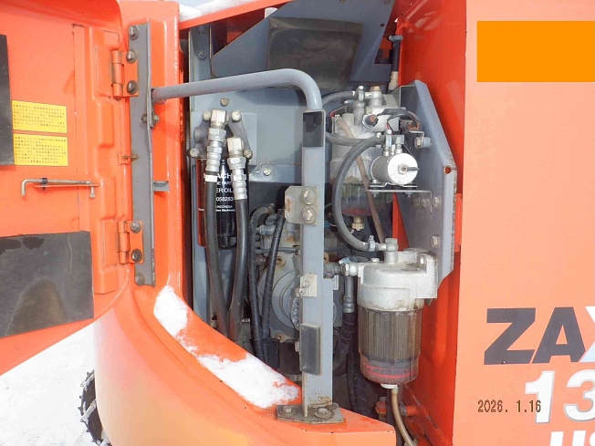 日立建機 ZX135US-3 | 北海道の油圧ショベル(ユンボ) | BIGLEMON