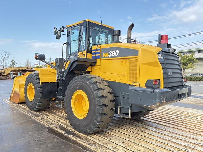コマツ WA380-7 | 兵庫県のタイヤショベル(ホイールローダー