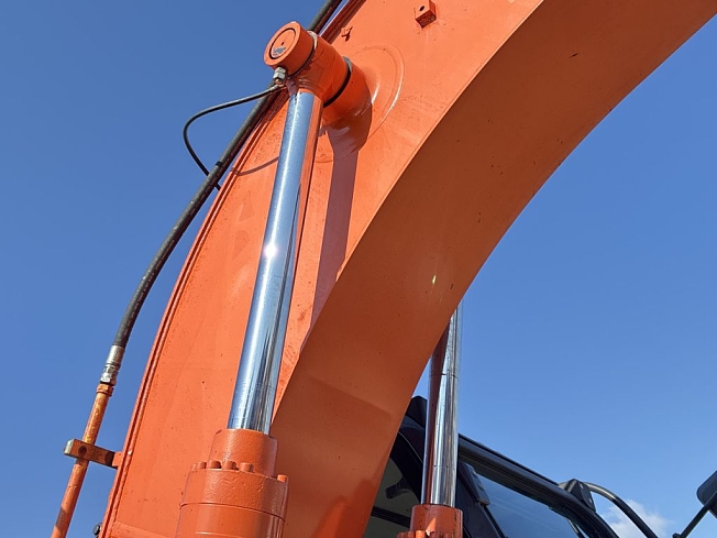 HITACHI ZX120-6 (Excavators) at Hyogo, Japan | Buy used Japanese