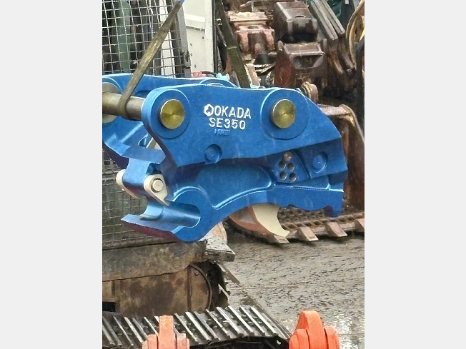 オカダアイヨン クイックカプラ | 大阪府のアタッチメント(建設機械