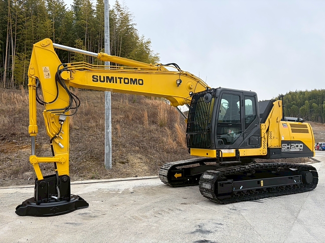 SUMITOMO SH200LC-7 (Excavators) at Osaka, Japan | Buy used