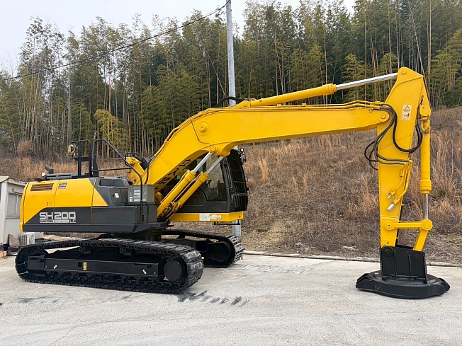 SUMITOMO SH200LC-7 (Excavators) at Osaka, Japan | Buy used