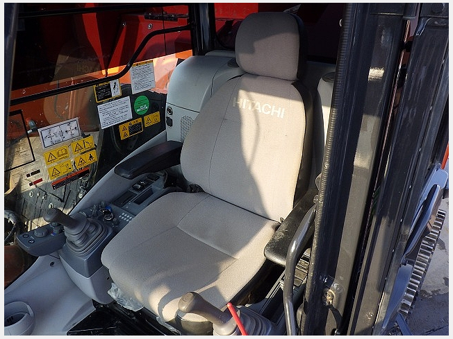 日立建機 ZX225USR-6 | 北海道の油圧ショベル(ユンボ) | BIGLEMON