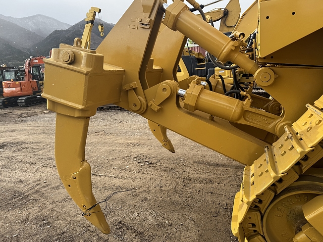 キャタピラー D8R | 栃木県のブルドーザー | BIGLEMON（ビッグレモン