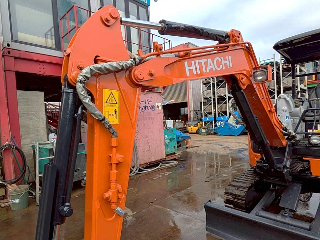 HITACHI ZX30U-5B (Mini excavators) at Chiba, Japan | Buy used