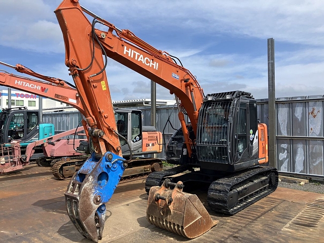 専用販売 HITACHI ZX135USK-6 (Excavators) at Ibaraki, Japan | Buy used