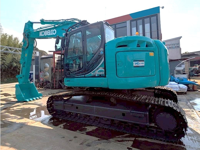 KOBELCO SK235SRD-5 (Excavators) at Chiba, Japan | Buy used