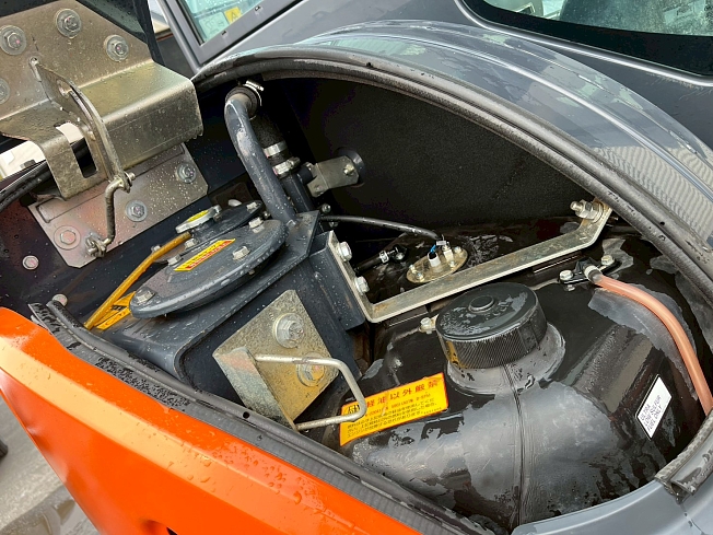 日立建機 ZX40U-5B | 北海道のミニ油圧ショベル(ミニユンボ