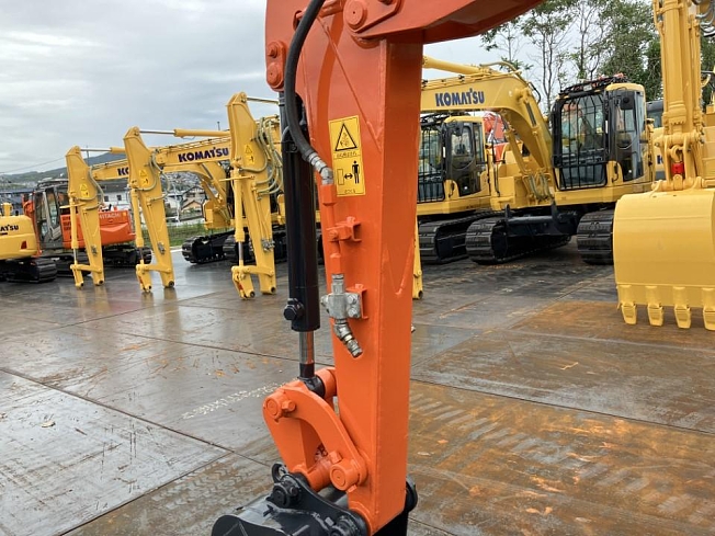 HITACHI ZX30U-5B (Mini excavators) at Aichi, Japan | Buy used
