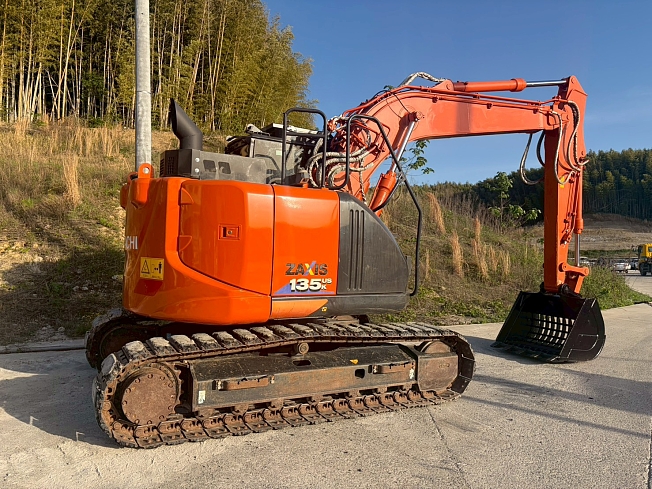 日立建機 ZX135USK-6 | 大阪府の油圧ショベル(ユンボ) | BIGLEMON