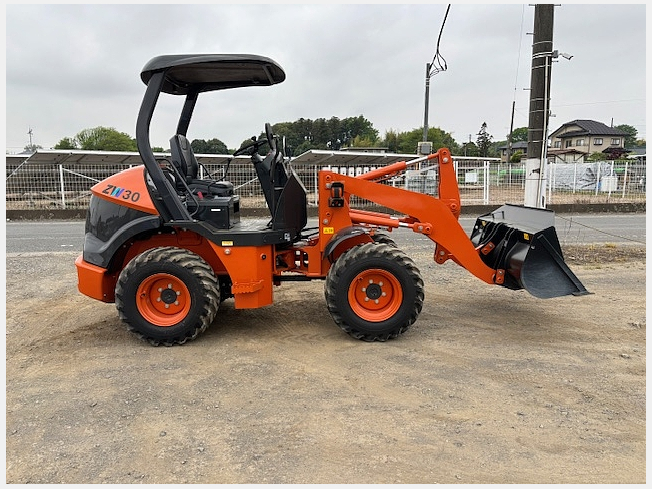 日立建機 ZW30-5B | 茨城県のタイヤショベル(ホイールローダー