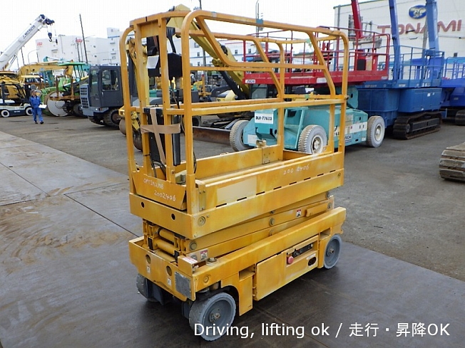 高所作業車　OPTIMUM８　191時間　低稼働　2015年製　ホロットジャパン 移動式シザース型高所作業車 - OPTIMUM 8 - Haulotte - 電動式