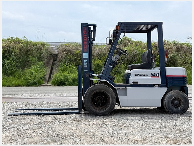 【取りに来てくれる方限定】Komatsu FG15Lフォークリフト 中古 コマツ フォークリフト 1.5t FG15LT-20 – ぼんてん屋｜足場や足場