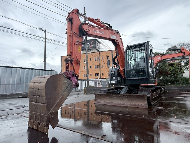 HITACHI ZX75US-5B (Excavators) at Kanagawa, Japan | Buy used