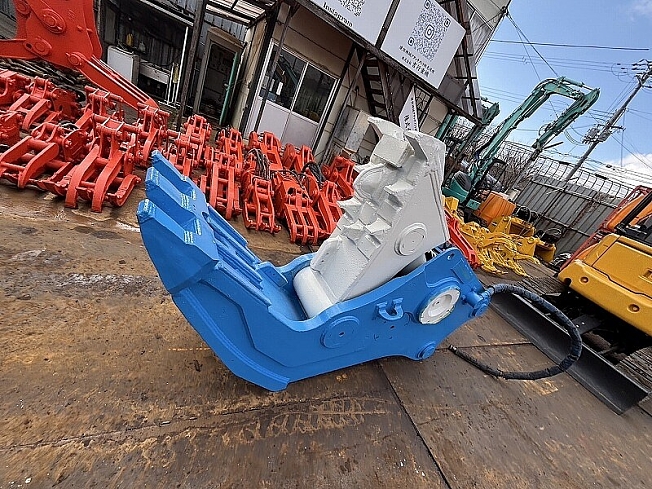 オカダアイヨン 小割機 | 大阪府のアタッチメント(建設機械