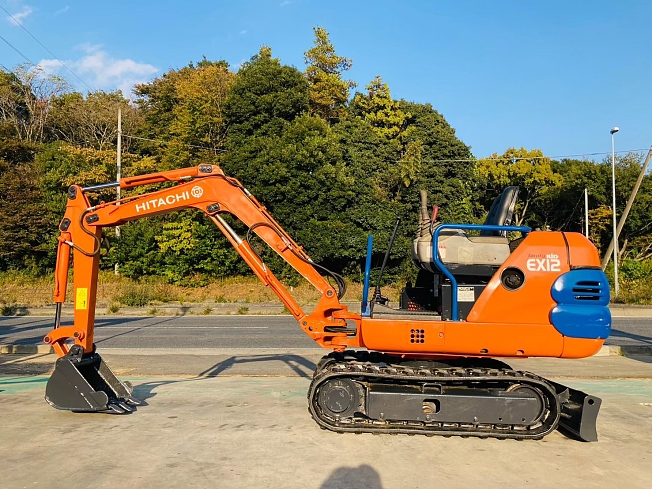日立建機 EX12-2 | 千葉県のミニ油圧ショベル(ミニユンボ) | BIGLEMON 