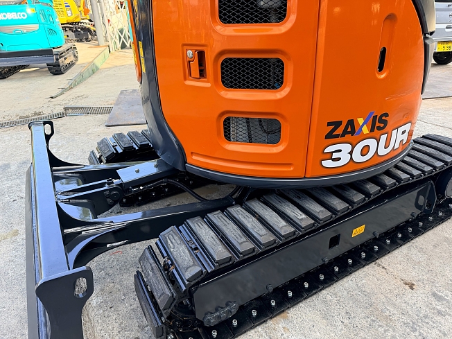 HITACHI ZX30UR-5B (Mini excavators) at Chiba, Japan | Buy used