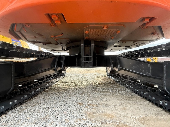 HITACHI ZX75USK-5B (Excavators) at Hiroshima, Japan | Buy used