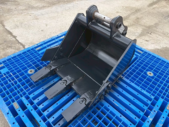 日立建機 標準バケット | 大阪府のアタッチメント(建設機械